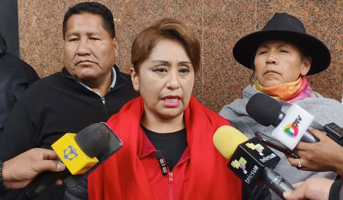 FISCALÍA REGISTRA DOS DENUNCIAS CONTRA RUTH NINA Y EVALÚA DONDE PODRÍA INVESTIGARSE EL CASO
