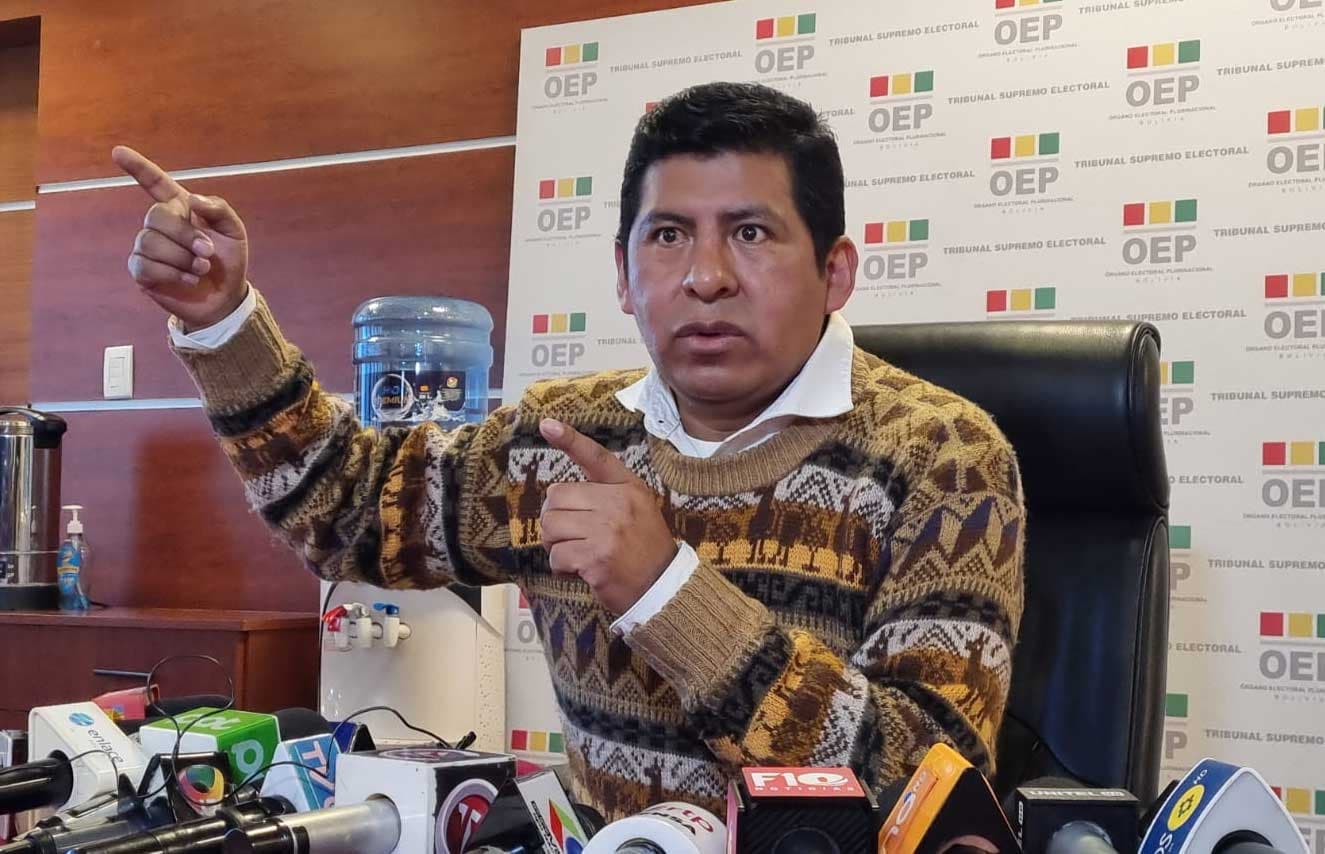 EVISMO’ FORMALIZA DENUNCIA A TAHUICHI Y ÉSTE RESPONDE QUE ‘SON BURROS’