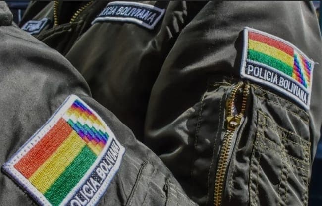 POLICÍAS INVOLUCRADOS EN EXTORSIÓN: UNO DE ELLOS BALEADO POR UN BRASILEÑO