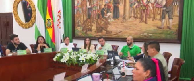 SUSPENDEN AUDIENCIA PÚBLICA DEL CONCEJO POR PUGNAS ENTRE C-A Y UCS