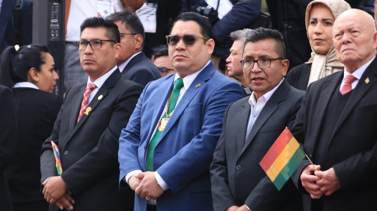 EL FISCAL GENERAL CONMEMORA EL BICENTENARIO DE BOLIVIA EN LA CAPITAL