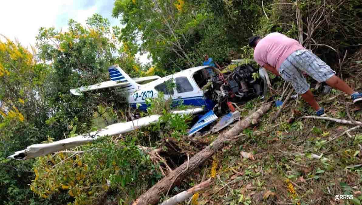 DOS HERIDOS TRAS ACCIDENTE DE AVIÓN EN SANTA ANA DE YACUMA