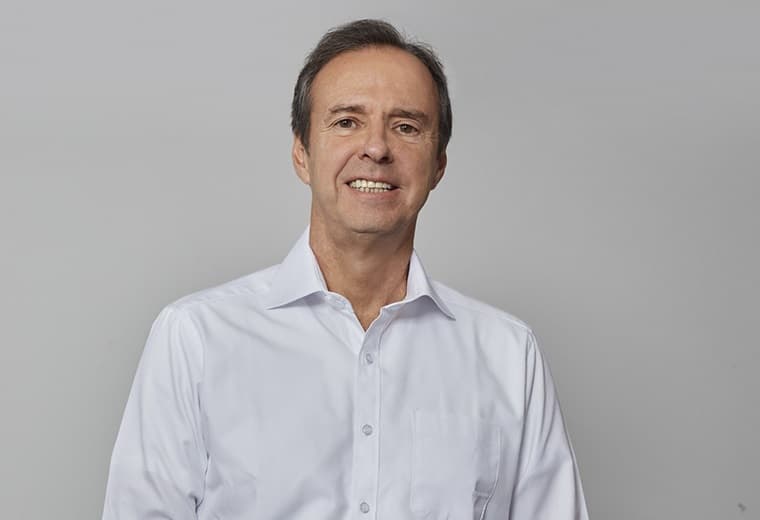QUIROGA MARCA AGENDA ELECTORAL CON RECORRIDO POR TRES REGIONES