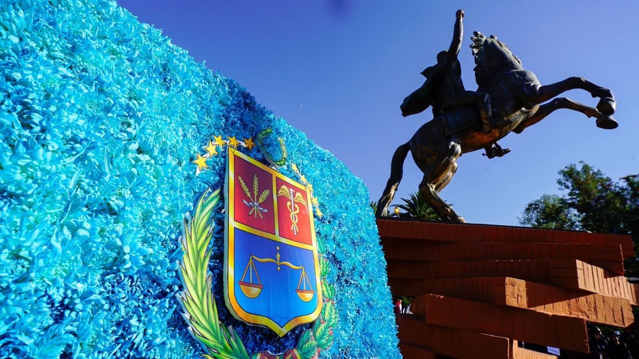 COCHABAMBA CELEBRA SUS 215 ANIVERSARIO