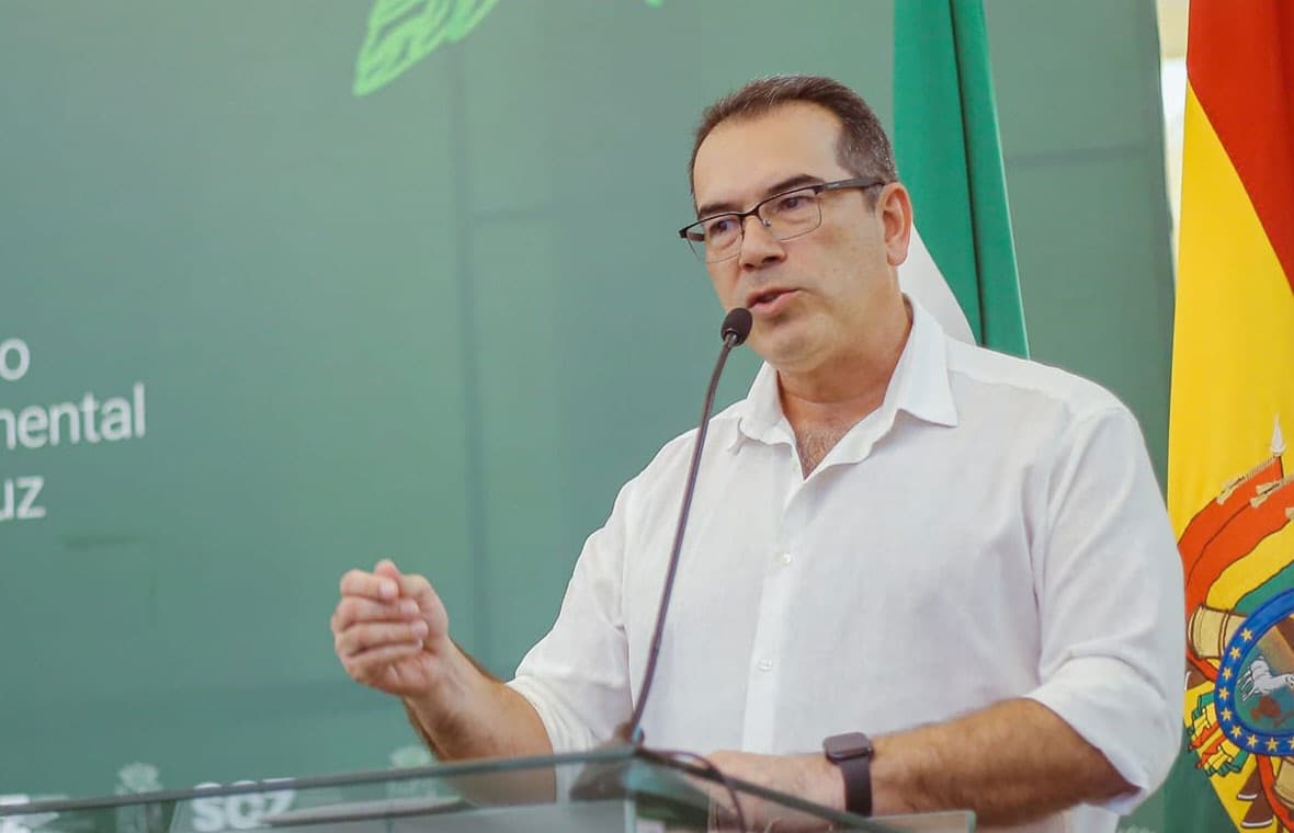 AGUILERA NIEGA ACUSACIONES DE TRAICIÓN Y CRITICA INFLUENCIA DE ASESOR CERCANO A CAMACHO