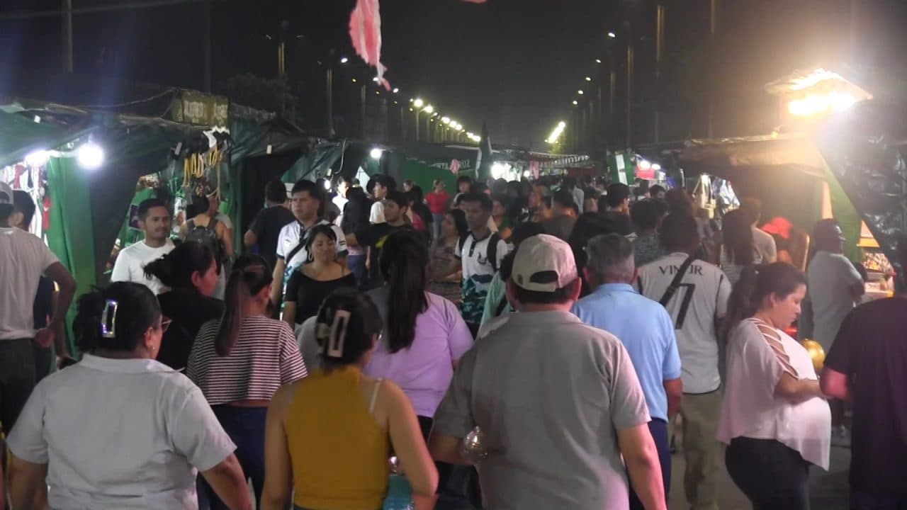 GRAN AFLUENCIA DE PÚBLICO EN EL PRIMER DÍA DE LA FERIA DE ALASITAS