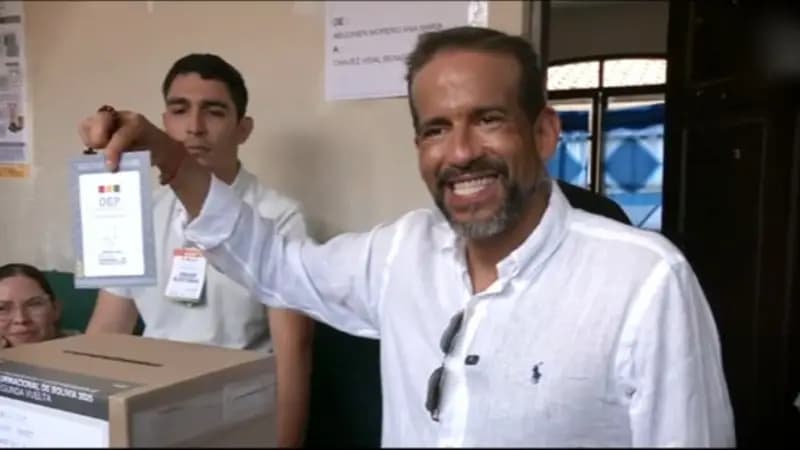 EL GOBERNADOR PARTICIPÓ EN UN VOTO HISTÓRICO TRAS SU LIBERACIÓN DE CHONCHOCORO