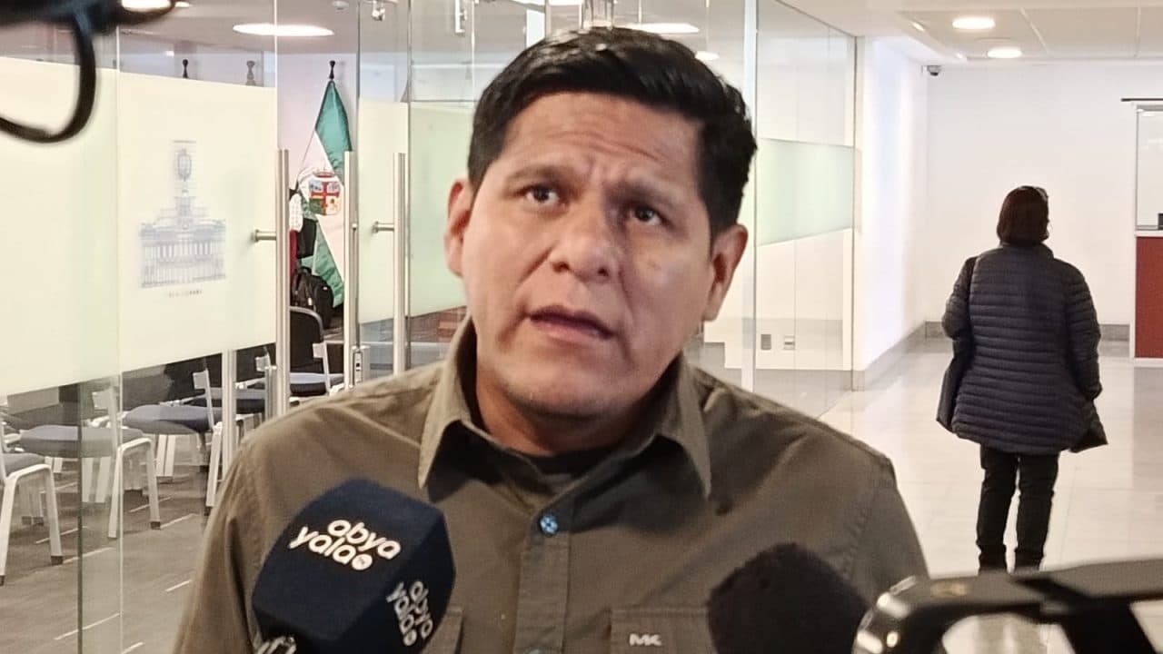 ROLANDO PACHECO SE POSTULA A LA VICEPRESIDENCIA DE LA BRIGADA PARLAMENTARIA CRUCEÑA