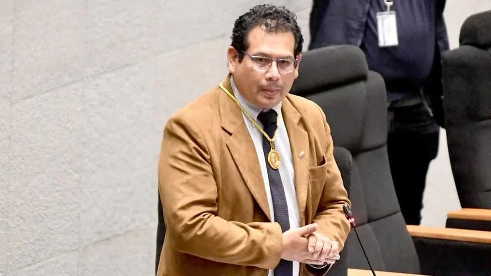 PRESIDENTE DE DIPUTADOS ADVIERTE TENSIÓN SOCIAL Y PIDE AL GOBIERNO ESCUCHAR A LA POBLACIÓN