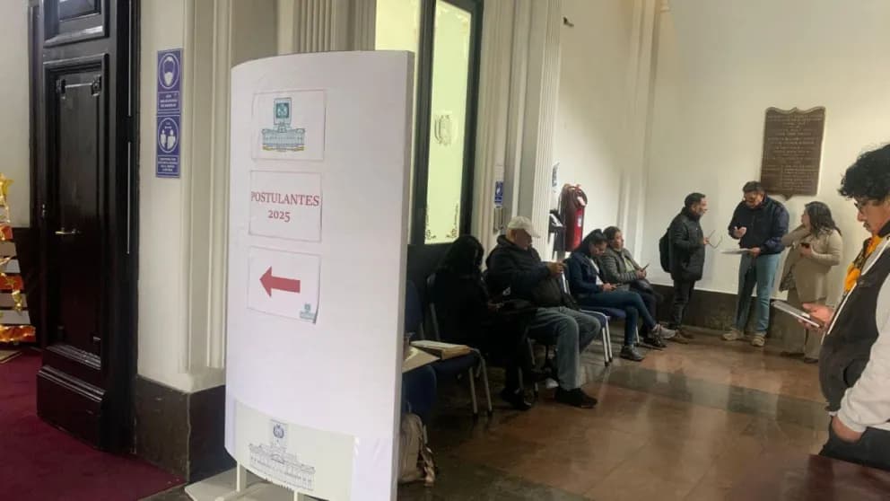 78 ASPIRANTES BUSCAN SER VOCALES DEL TSE; HOY VENCE EL PLAZO DE INSCRIPCIÓN