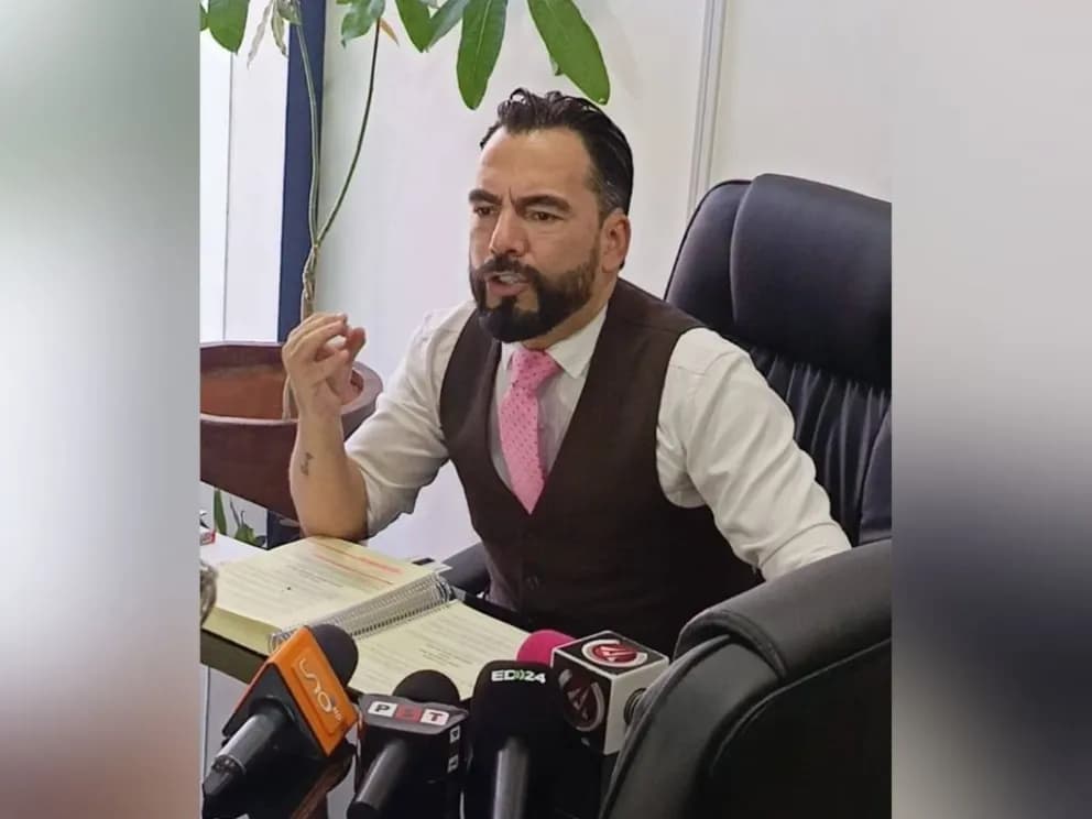 ABOGADO DE CHI DENUNCIA EXTORSIÓN Y DETENCIÓN ILEGAL DEL MÉDICO