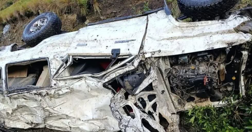 ACCIDENTE EN SORATA DEJA TRES MUERTOS Y OCHO HERIDOS