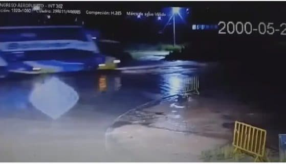 CHOQUE EN YACUIBA ES GRABADO POR CÁMARAS DE SEGURIDAD