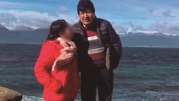 CASO NOEMÍ: ALCÁZAR ACUSA QUE PAGARON VIAJES PARA FACILITAR ENCUENTROS CON EVO MORALES