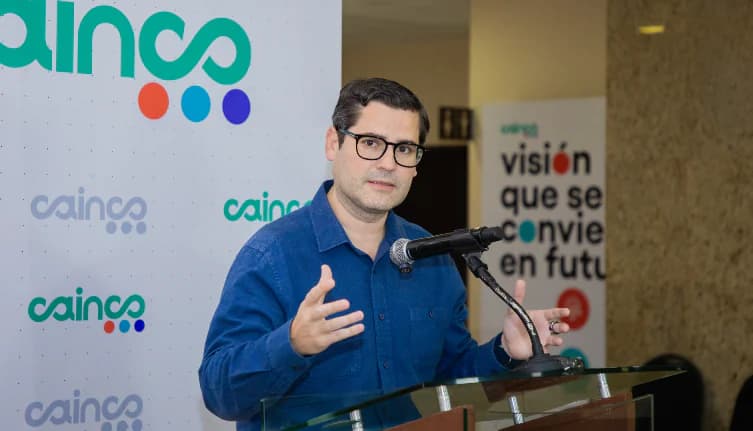 CAINCO Y EL BID SELLAN ALIANZA: ‘EL DESARROLLO DE BOLIVIA REQUIERE DE TODOS LOS SECTORES’, AFIRMA JEAN PIERRE ANTELO
