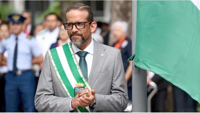 CAMACHO BUSCA LA REELECCIÓN PARA CONCLUIR SU GESTIÓN