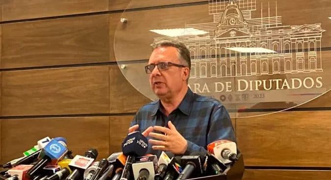 PUBLICIDAD ESTATAL PARA TODOS Y SIN «PREMIOS NI CASTIGOS»
