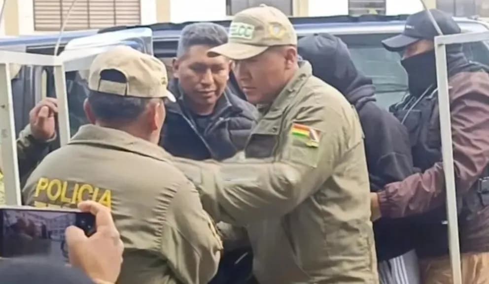 JUSTICIA ORDENA LA APREHENSIÓN DEL EXMINISTRO ZENÓN MAMANI POR PRESUNTA CORRUPCIÓN EN EL CASO «HARINA EMAPA»