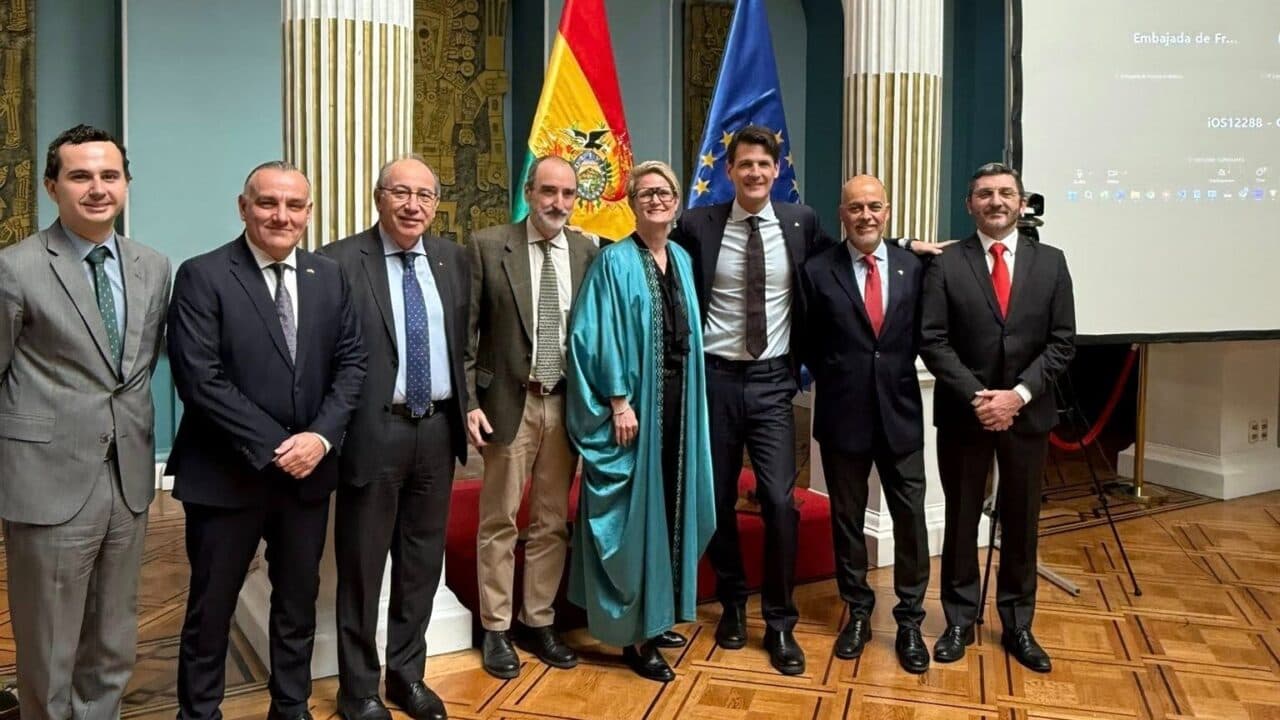 EQUIPO EUROPA CONCLUYE VISITA CON COMPROMISOS ECONÓMICOS Y ENERGÉTICOS