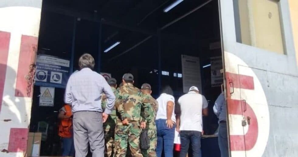 FUNCIONARIO DE ADUANA APREHENDIDO POR DROGA EN VIRU VIRU