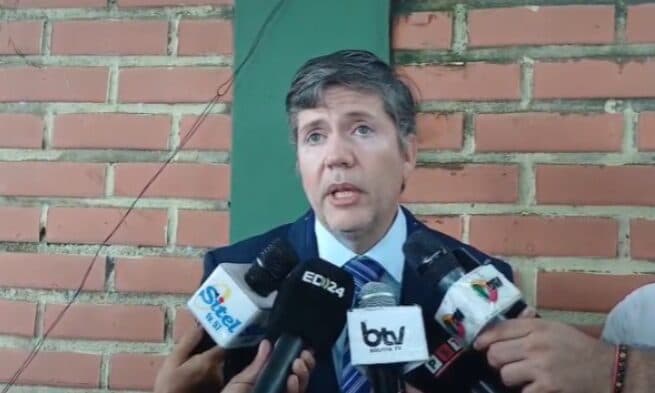 DEFENSA DE JHONNY FERNÁNDEZ CALIFICA APREHENSIÓN COMO “ARBITRARIA”
