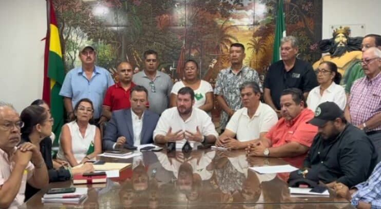 COMITÉ PRO SANTA CRUZ DECLARA PERSONA NO GRATA A VICEMINISTRA BARRIENTOS
