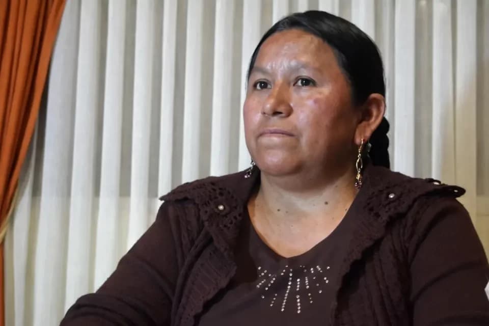 POLICÍA DESCARTA APREHENSIÓN DE NEMESIA ACHACOLLO EN SANTA CRUZ