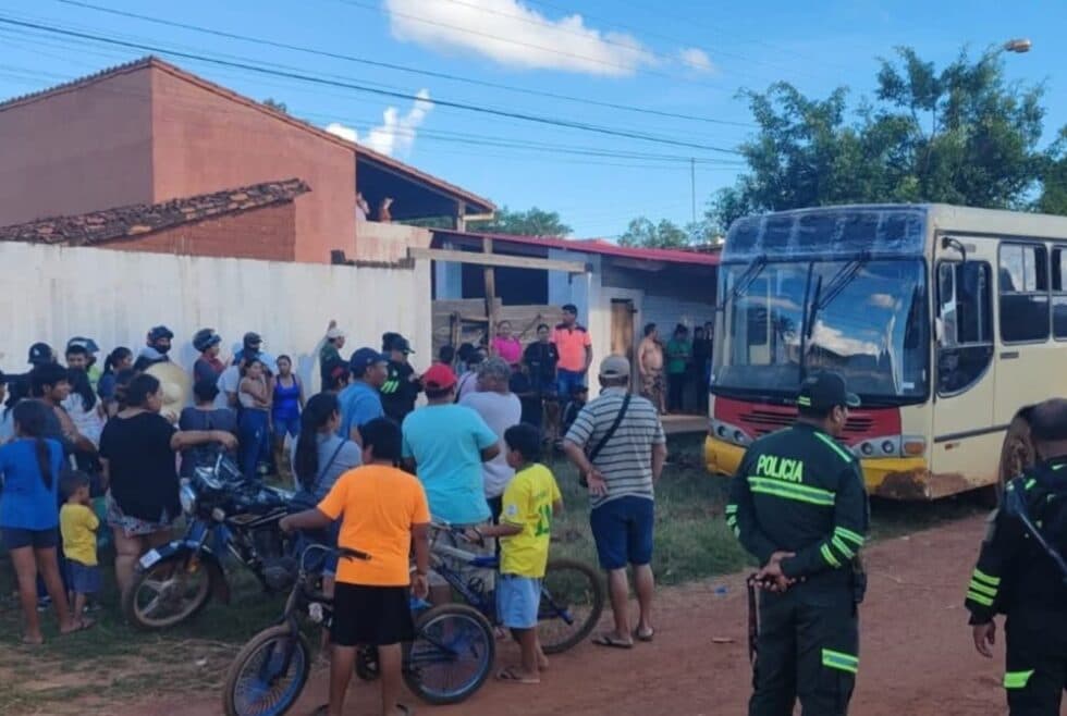 ACRIBILLAN A PASAJERO DENTRO DE UN BUS EN SAN IGNACIO DE VELASCO