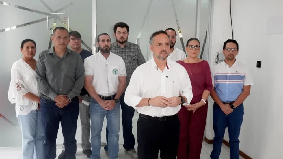 COMISIÓN DE TRANSICIÓN DE VOS DENUNCIA OBSTÁCULOS Y OBSERVA TRASPASO MUNICIPAL