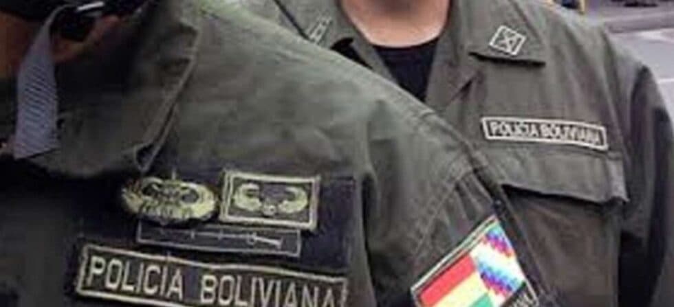 CASO “CAMBIAZO”: DICTAN 180 DÍAS DE DETENCIÓN PREVENTIVA A DOS POLICÍAS