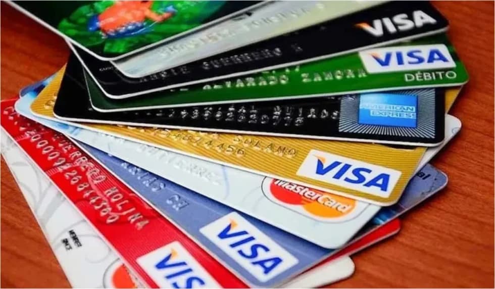 GOBIERNO LIBERA USO DE TARJETAS PARA PAGOS INTERNACIONALES
