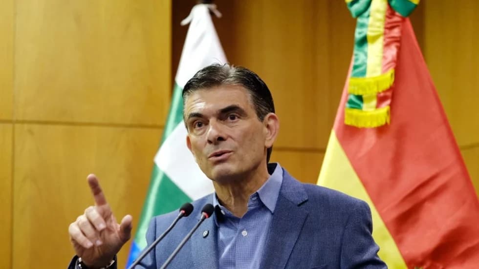 GOBIERNO CONVOCA A SECTORES EN CONFLICTO A DIALOGAR PARA FRENAR BLOQUEOS