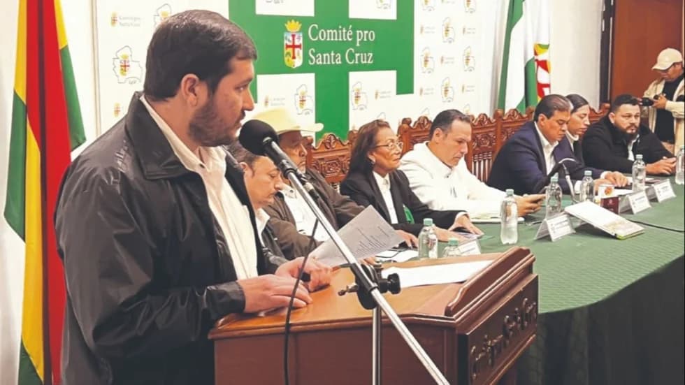 CÍVICOS DECLARAN ALERTA Y CONVOCAN MOVILIZACIÓN POR BLOQUEOS