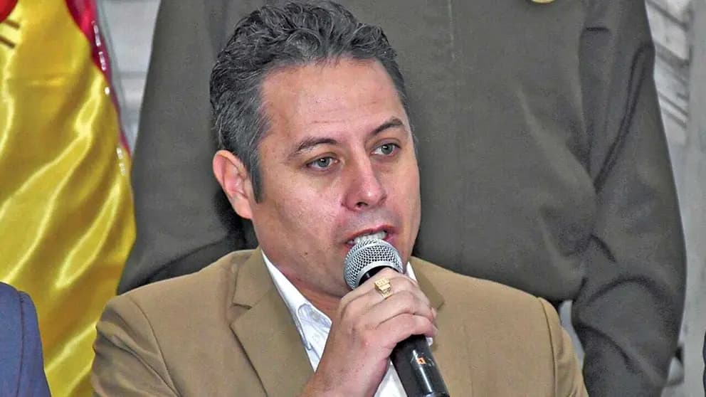 VICEPRESIDENTE ASEGURA QUE NO RECIBIÓ CONVOCATORIA PARA ACTO EN COCHABAMBA