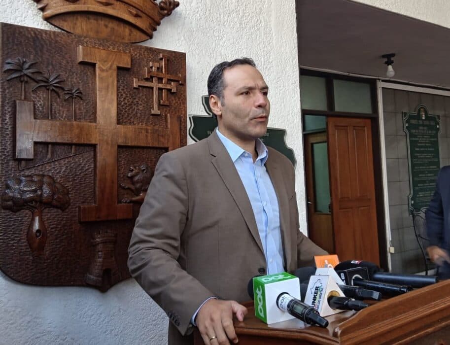 CÍVICOS DE SANTA CRUZ PIDEN ESTADO DE EXCEPCIÓN ANTE ESCALADA DEL CONFLICTO