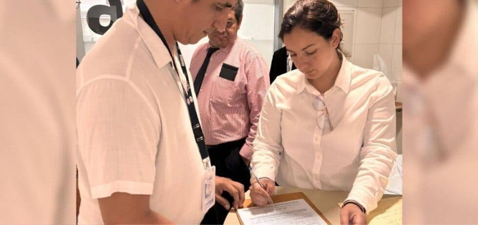 LAURA ROJAS SE PRESENTA A AUDIENCIA POR EL CASO 32 MALETAS