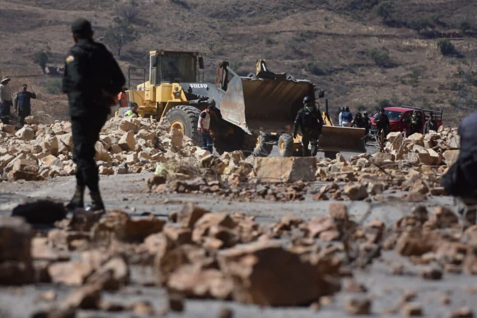 COCHABAMBA: ENFRENTAMIENTOS Y EXPLOSIVOS MARCAN OPERATIVOS DE DESBLOQUEO