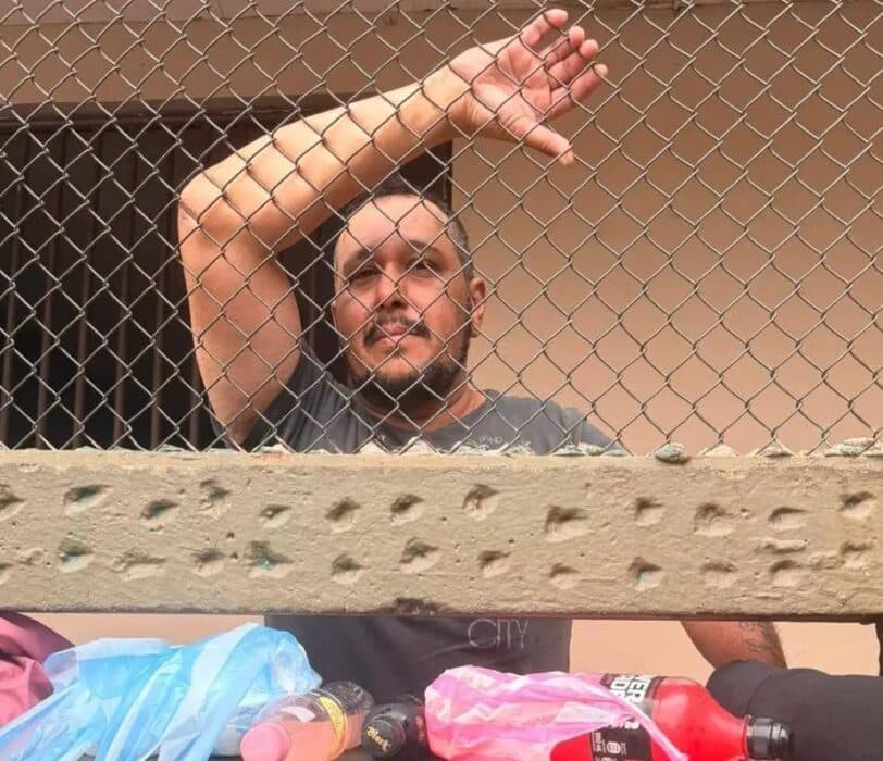 CONFUSIÓN POR CELOS TERMINA CON UN HOMBRE APREHENDIDO Y RUMBO A CAUTELAR