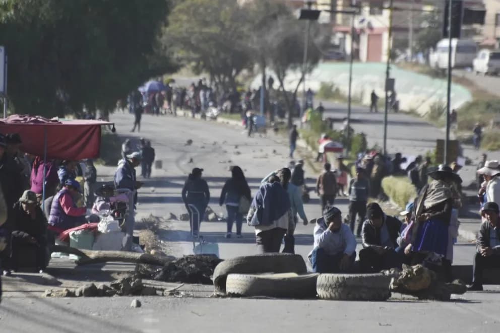 DIÁLOGO BAJO 48 PUNTOS DE BLOQUEOS EN EL PAÍS