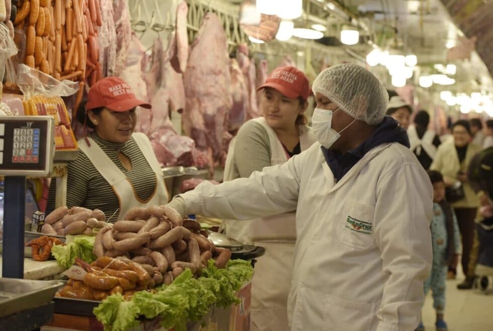 ALCALDÍA AUTORIZA A 25 EMPRESAS PARA LA VENTA DE EMBUTIDOS POR SAN JUAN