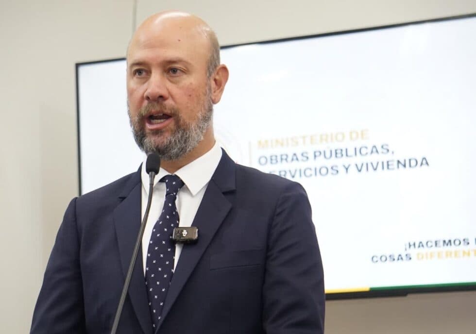 VIAJE DEL GERENTE DE BOA AL MUNDIAL DESATA CRÍTICAS EN PLENA CRISIS OPERATIVA