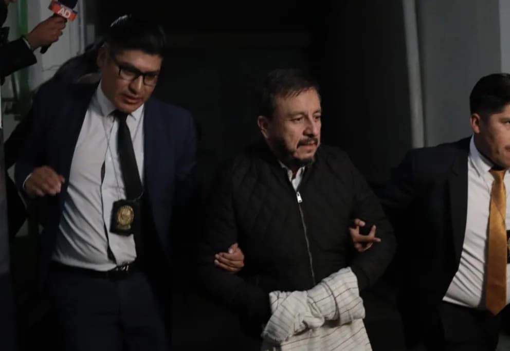 GOBIERNO RESPALDA A MEDINACELI PESE AL PEDIDO DE DETENCIÓN DE LA FISCALÍA
