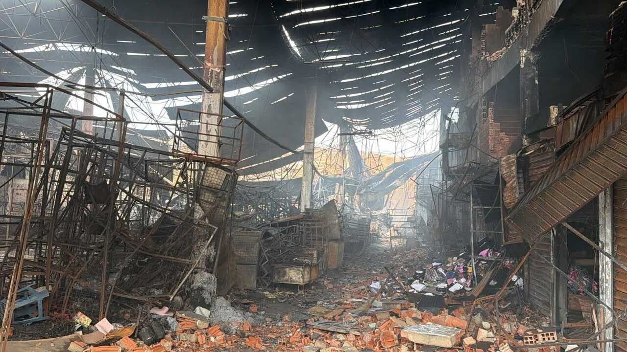 BARRIO LINDO: HOY ARRANCA LA LIMPIEZA Y REMOCIÓN DE ESTRUCTURAS DAÑADAS POR EL FUEGO