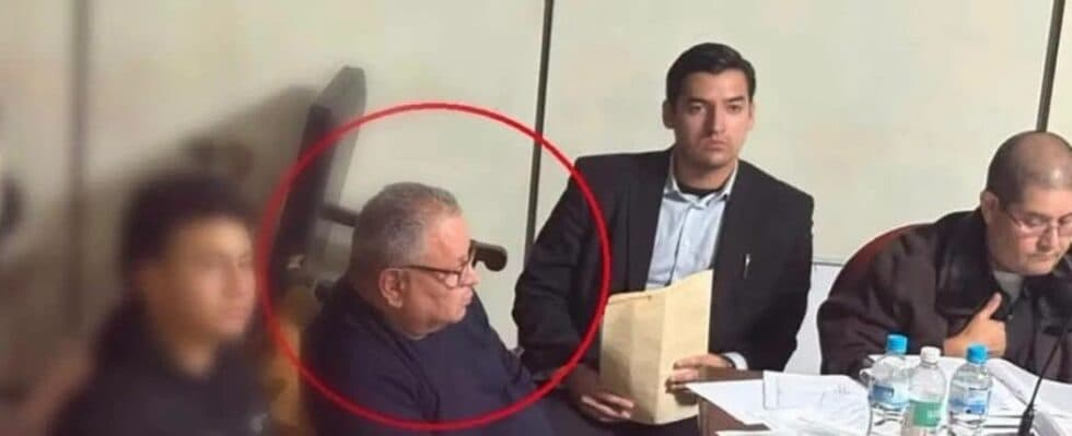 CENTELLAS LLEGA A CAUTELAR Y LANZA DURAS DECLARACIONES CONTRA JHONNY FERNÁNDEZ