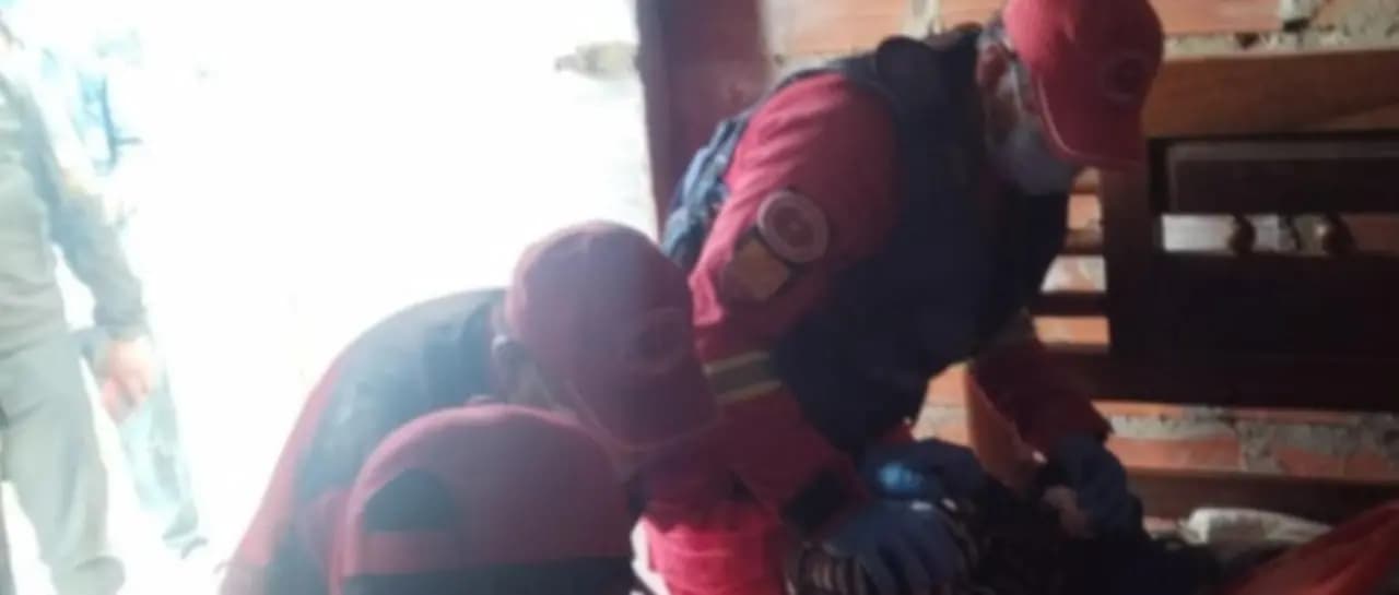 UNA JOVEN DE 19 AÑOS ES HERIDA DE BALA EN LA CABEZA Y LA POLICÍA BUSCA A SU EXPAREJA