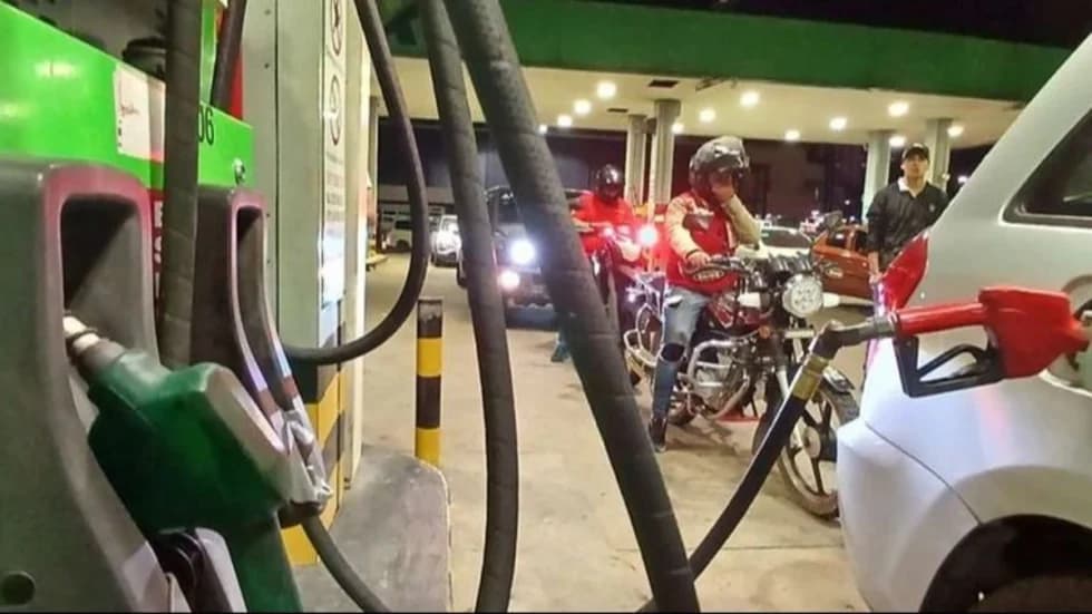 ANH DA LUZ VERDE A TRES PRIMERAS EMPRESAS PRIVADAS PARA IMPORTAR CARBURANTES