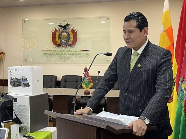 RENUNCIA LUIS CARLOS TORREZ A LA FISCALÍA DEPARTAMENTAL DE LA PAZ