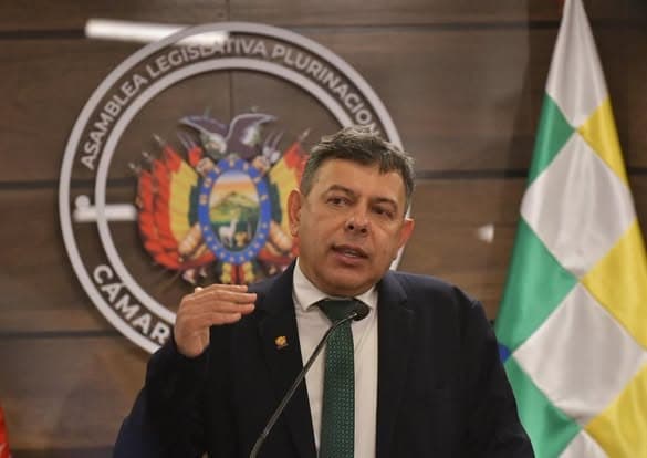 DIEGO ÁVILA ES RATIFICADO Y PRESIDIRÁ EL SENADO POR SEGUNDO AÑO CONSECUTIVO