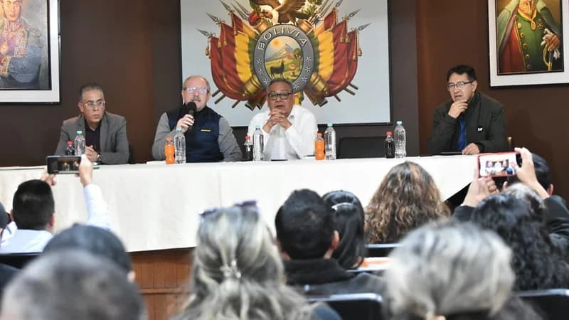 MAGISTERIO URBANO ROMPE EL DIÁLOGO CON EL GOBIERNO Y ANUNCIA PARO DE 48 HORAS