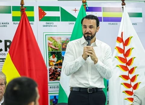 VELASCO PIDE AL GOBIERNO Y A ENDE PONER EN MARCHA OBRAS DE ELECTRIFICACIÓN